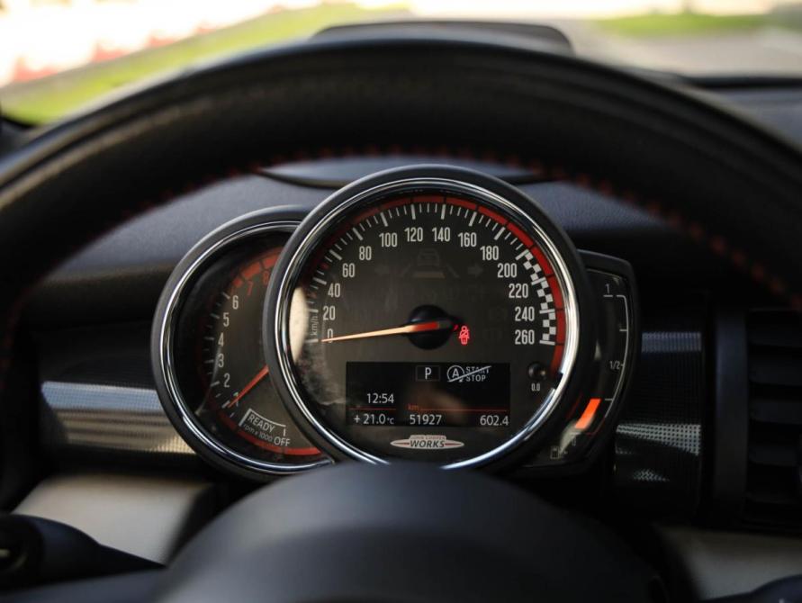 Mini Hatch III (F55/F56) Рестайлинг Санкт-Петербург  - изображение 16