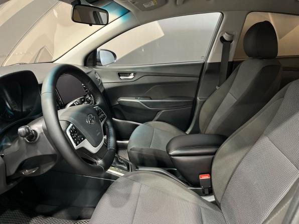 Hyundai Solaris II Рестайлинг с пробегом 2021 года, цена 1 440 000 рублей, 108787 км, седан, Автокод Объявления