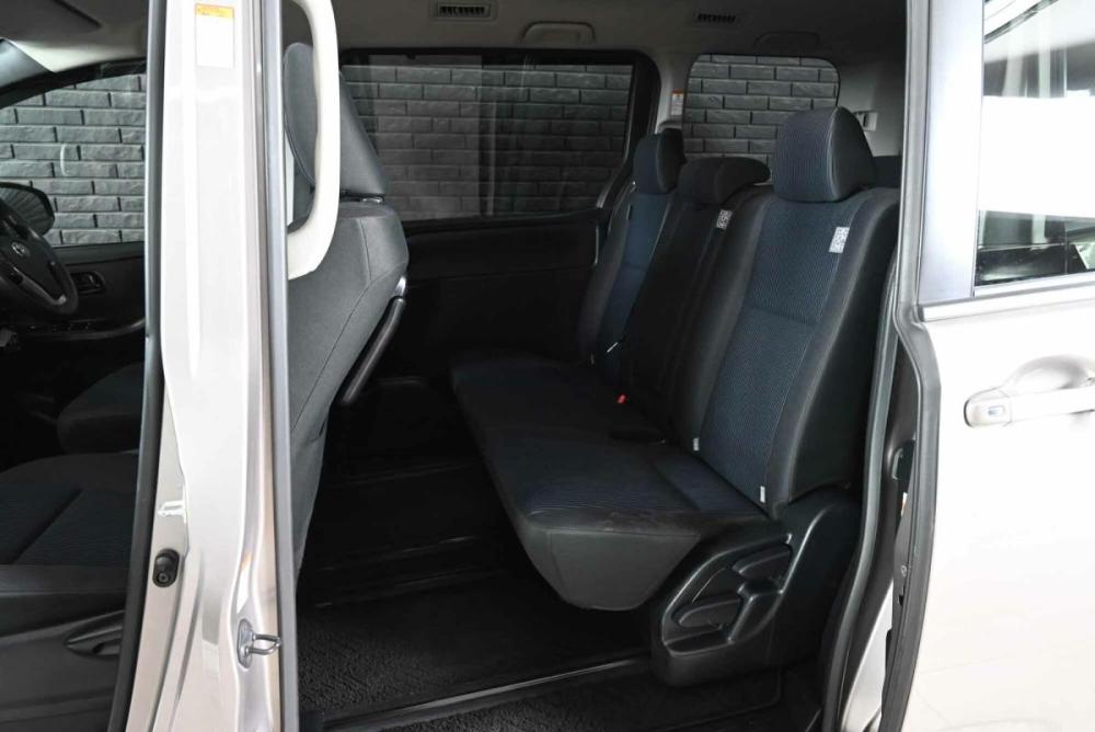 Toyota Noah III (R80) Рестайлинг Екатеринбург  - изображение 11