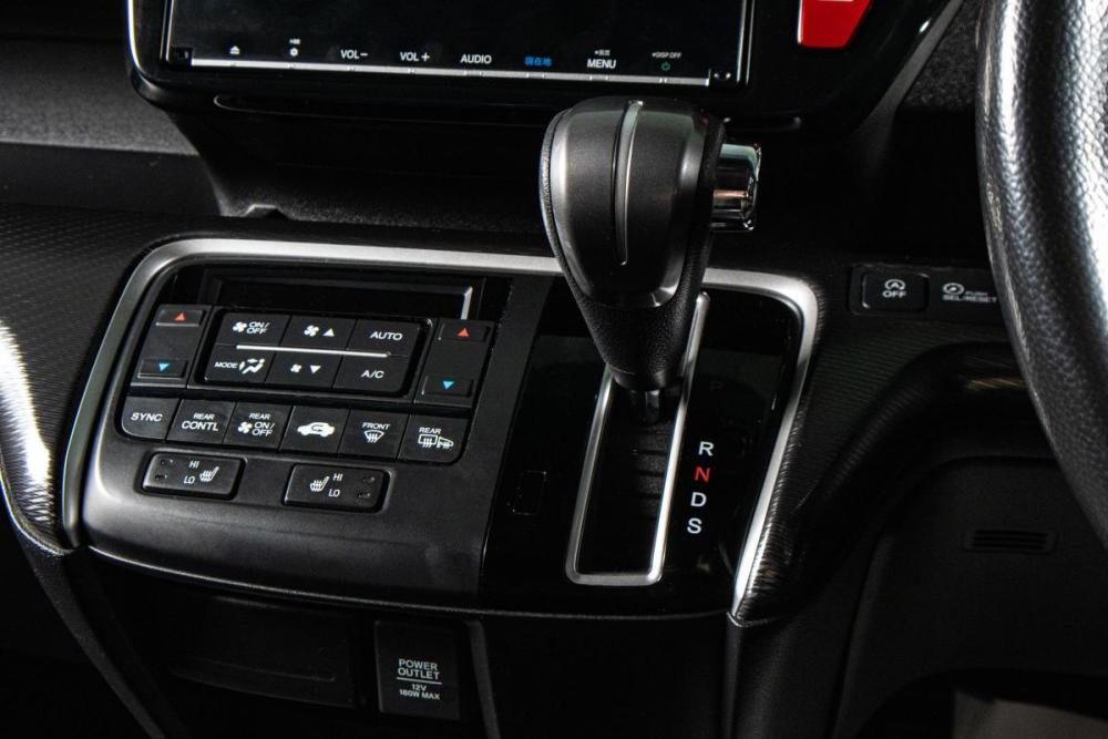 Honda Stepwgn V Рестайлинг Сургут  - изображение 17