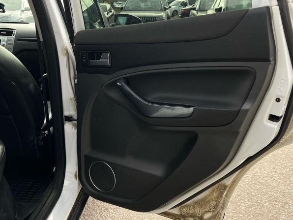 Ford Kuga I с пробегом 2011 года, цена 760 000 рублей, 281082 км, внедорожник, Автокод Объявления