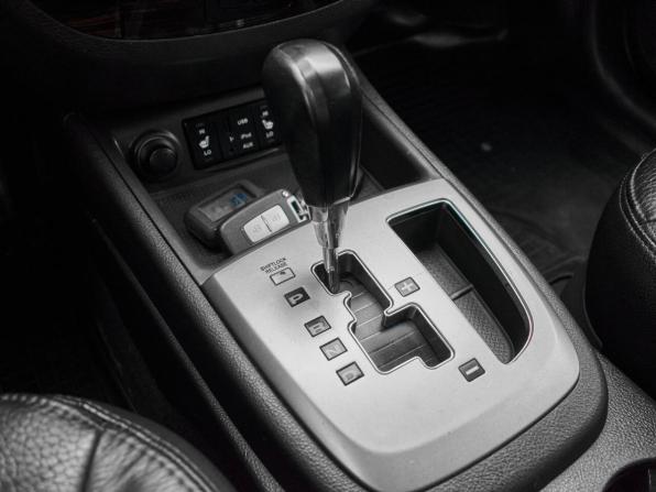 Hyundai Santa Fe II Рестайлинг с пробегом 2011 года, цена 1 480 000 рублей, 219174 км, внедорожник, Автокод Объявления
