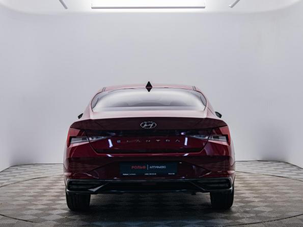 Hyundai Elantra VII (CN7) с пробегом 2021 года, цена 2 410 000 рублей, 43851 км, седан, Автокод Объявления