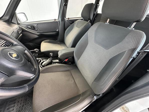 Chevrolet Niva I Рестайлинг с пробегом 2018 года, цена 770 000 рублей, 115119 км, внедорожник, Автокод Объявления