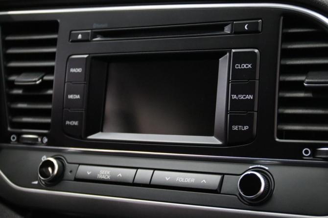 Hyundai Elantra VI (AD) с пробегом 2017 года, цена 1 675 170 рублей, 76324 км, седан, Автокод Объявления