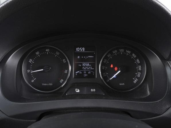 Skoda Rapid I с пробегом 2014 года, цена 1 009 000 рублей, 152523 км, лифтбек, Автокод Объявления