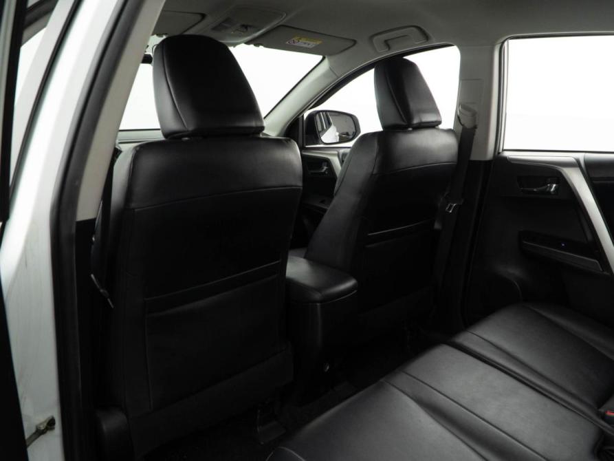 Toyota RAV4 IV (XA40) Рестайлинг Москва  - изображение 12