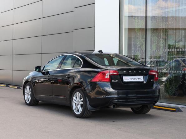 Volvo S60 II Рестайлинг с пробегом 2016 года, цена 1 529 000 рублей, 136715 км, седан, Автокод Объявления