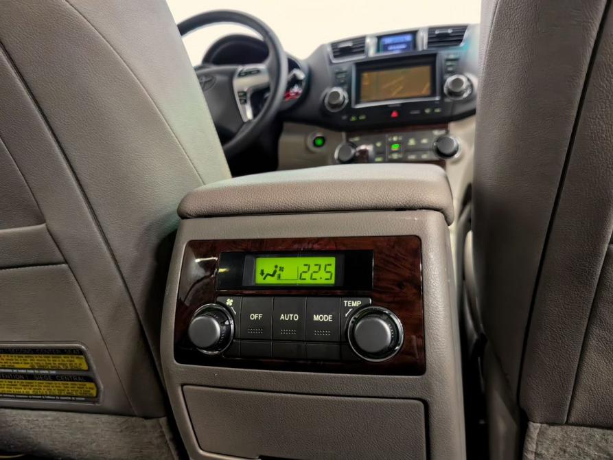 Toyota Highlander II (XU40) Рестайлинг Новосибирск  - изображение 18