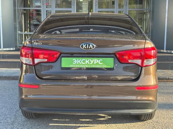 Kia Rio III Рестайлинг с пробегом 2015 года, цена 1 025 000 рублей, 160000 км, седан, Автокод Объявления