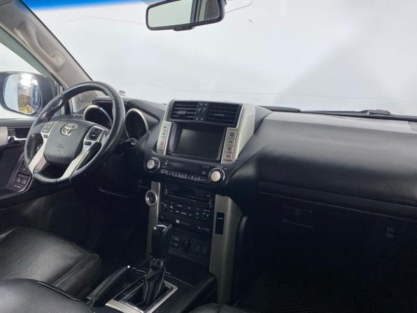Toyota Land Cruiser Prado 150 Series с пробегом 2010 года, цена 2 299 000 рублей, 282000 км, внедорожник, Автокод Объявления