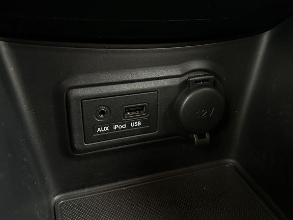 Kia Venga I с пробегом 2013 года, цена 850 000 рублей, 103000 км, компактвэн, Автокод Объявления