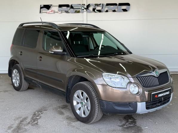 Skoda Yeti I с пробегом 2012 года, цена 1 059 000 рублей, 249843 км, внедорожник, Автокод Объявления