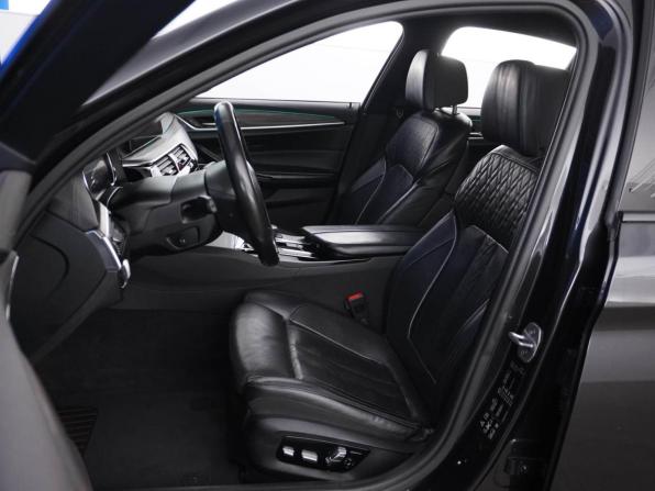 BMW 5 серии VII (G30/G31/G38) с пробегом 2017 года, цена 3 648 454 рубля, 140841 км, седан, Автокод Объявления