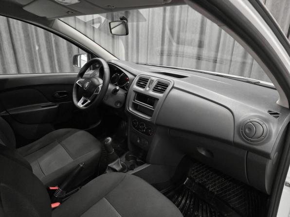 Renault Sandero II Рестайлинг с пробегом 2020 года, цена 579 000 рублей, 120000 км, хэтчбек, Автокод Объявления