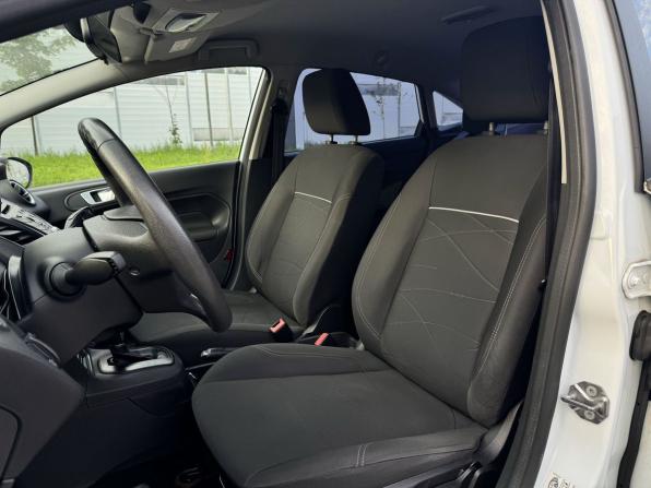 Ford Fiesta Mk6 Рестайлинг с пробегом 2015 года, цена 650 000 рублей, 100254 км, седан, Автокод Объявления