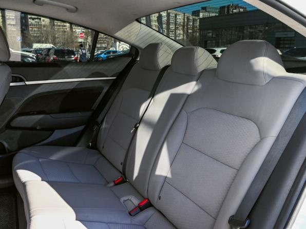Hyundai Elantra VI (AD) Рестайлинг с пробегом 2019 года, цена 1 263 000 рублей, 191550 км, седан, Автокод Объявления