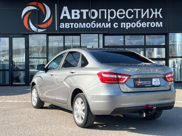 Lada (ВАЗ) Vesta I с пробегом 2018 года, цена 898 000 рублей, 113400 км, седан, Автокод Объявления
