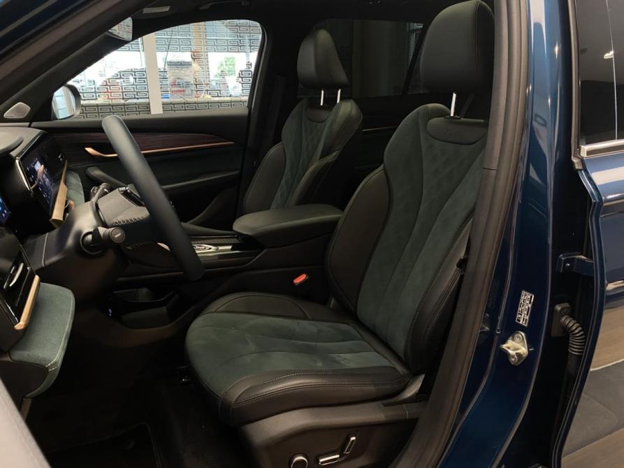 Geely Monjaro I Москва  - изображение 37