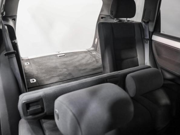Volkswagen Touareg I Рестайлинг с пробегом 2009 года, цена 999 000 рублей, 272167 км, внедорожник, Автокод Объявления
