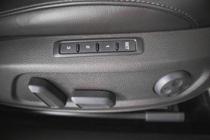 Volkswagen Passat B7 с пробегом 2013 года, цена 1 179 000 рублей, 150000 км, седан, Автокод Объявления