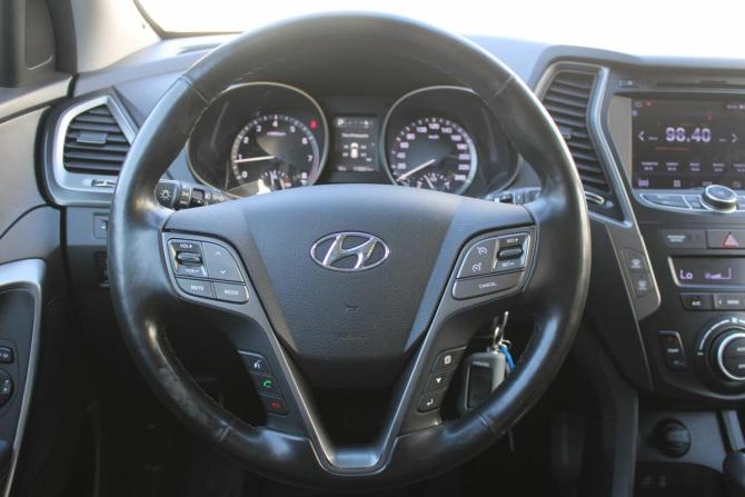 Hyundai Santa Fe III Рестайлинг с пробегом 2018 года, цена 2 325 000 рублей, 120000 км, внедорожник, Автокод Объявления