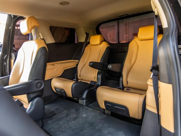 Kia Carnival IV с пробегом 2020 года, цена 2 998 000 рублей, 197211 км, минивэн, Автокод Объявления