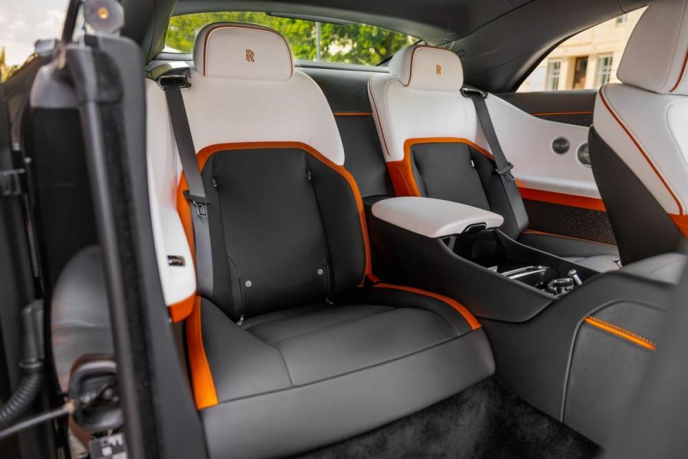 Rolls-Royce Spectre Москва  - изображение 4