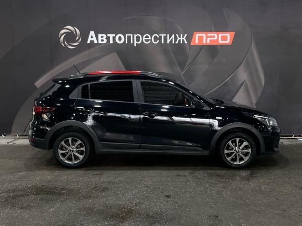 Kia Rio IV Рестайлинг с пробегом 2021 года, цена 1 670 000 рублей, 93500 км, хэтчбек, Автокод Объявления