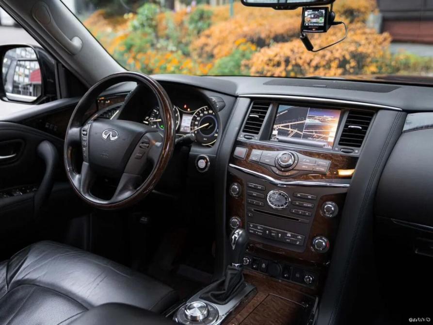 Infiniti QX56 II Москва  - изображение 18