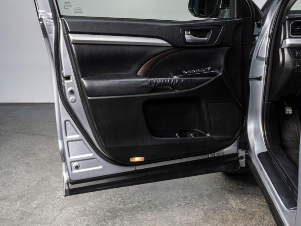 Toyota Highlander III (XU50) с пробегом 2014 года, цена 2 999 000 рублей, 207729 км, внедорожник, Автокод Объявления