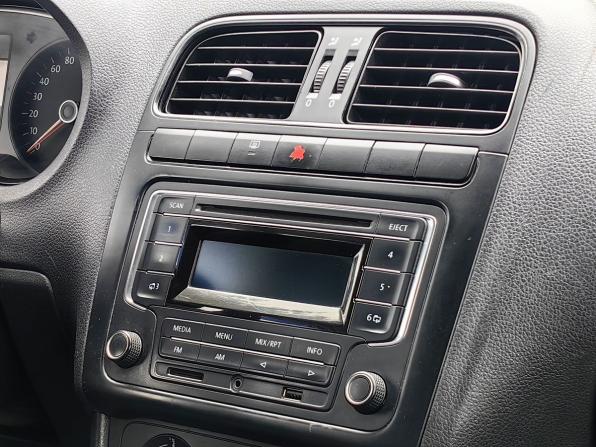 Volkswagen Polo V с пробегом 2014 года, цена 399 000 рублей, 470600 км, седан, Автокод Объявления