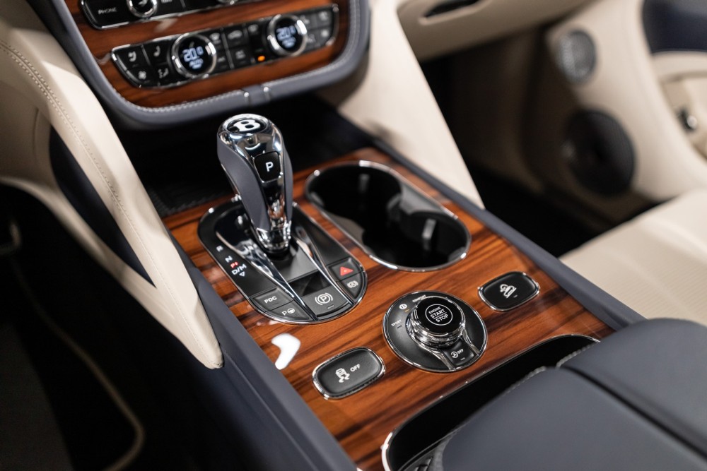 Bentley Bentayga I Рестайлинг Москва  - изображение 20
