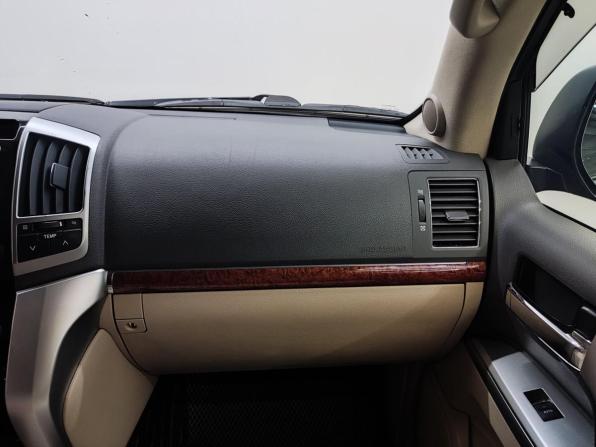 Toyota Land Cruiser 200 Series Рестайлинг 1 с пробегом 2013 года, цена 3 100 000 рублей, 268821 км, внедорожник, Автокод Объявления