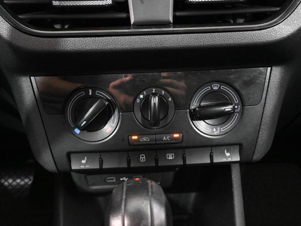 Volkswagen Polo VI с пробегом 2021 года, цена 1 659 000 рублей, 98821 км, лифтбек, Автокод Объявления