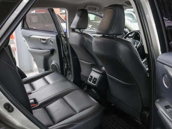 Lexus NX I Рестайлинг с пробегом 2017 года, цена 1 967 000 рублей, 298101 км, внедорожник, Автокод Объявления