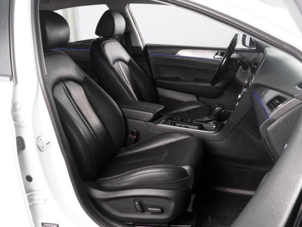 Hyundai Sonata VII (LF) Рестайлинг с пробегом 2019 года, цена 2 289 000 рублей, 114983 км, седан, Автокод Объявления