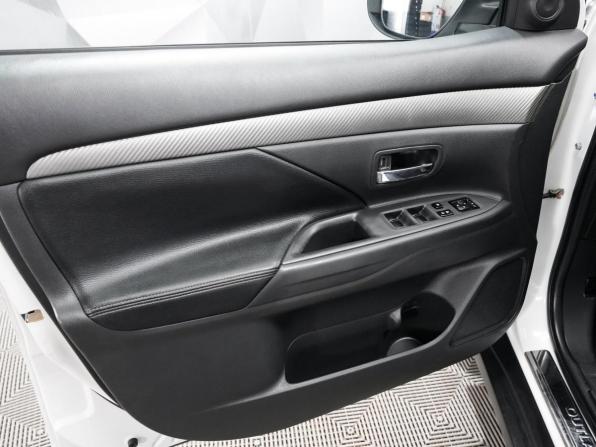 Mitsubishi Outlander III с пробегом 2014 года, цена 1 460 000 рублей, 196500 км, внедорожник, Автокод Объявления
