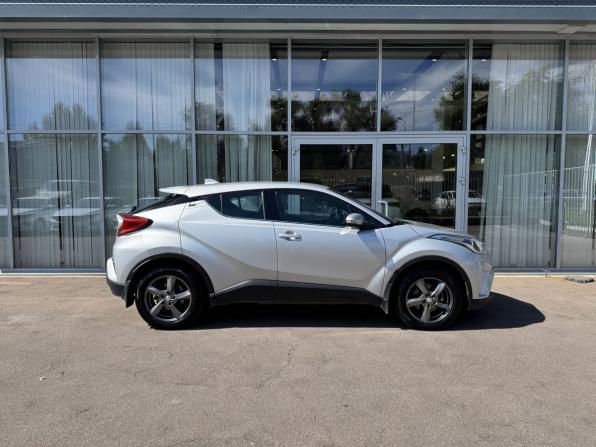 Toyota C-HR I с пробегом 2018 года, цена 1 839 000 рублей, 211711 км, внедорожник, Автокод Объявления