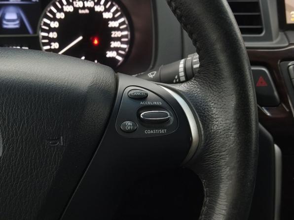 Nissan Pathfinder IV с пробегом 2015 года, цена 1 819 000 рублей, 162371 км, внедорожник, Автокод Объявления