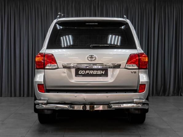 Toyota Land Cruiser 200 Series Рестайлинг 1 с пробегом 2012 года, цена 3 269 000 рублей, 248674 км, внедорожник, Автокод Объявления