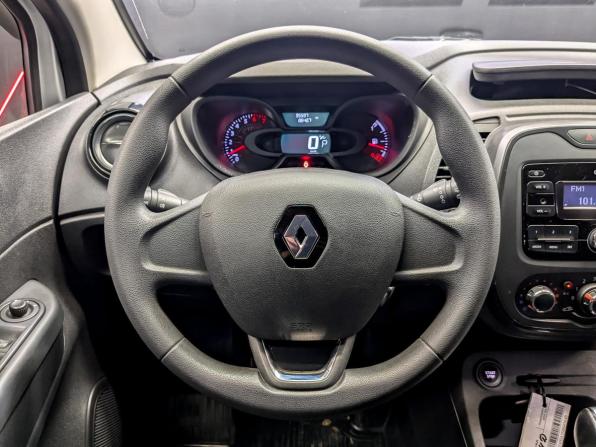 Renault Kaptur I с пробегом 2017 года, цена 1 225 000 рублей, 95588 км, внедорожник, Автокод Объявления