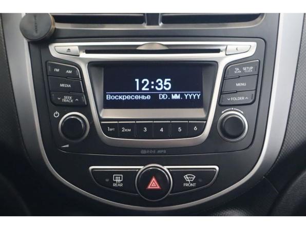 Hyundai Solaris I Рестайлинг с пробегом 2016 года, цена 905 000 рублей, 162200 км, хэтчбек, Автокод Объявления