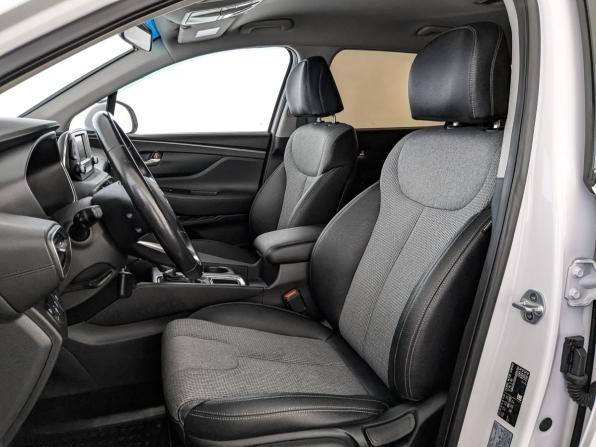 Hyundai Santa Fe IV с пробегом 2018 года, цена 2 695 000 рублей, 97555 км, внедорожник, Автокод Объявления