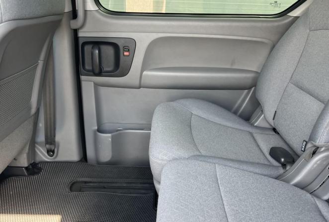 Hyundai H-1 II Рестайлинг 2 с пробегом 2021 года, цена 2 970 000 рублей, 119684 км, минивэн, Автокод Объявления