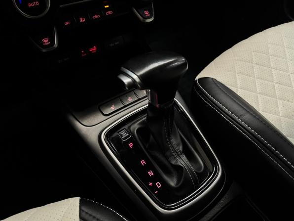 Kia Rio IV с пробегом 2018 года, цена 1 330 000 рублей, 177749 км, седан, Автокод Объявления