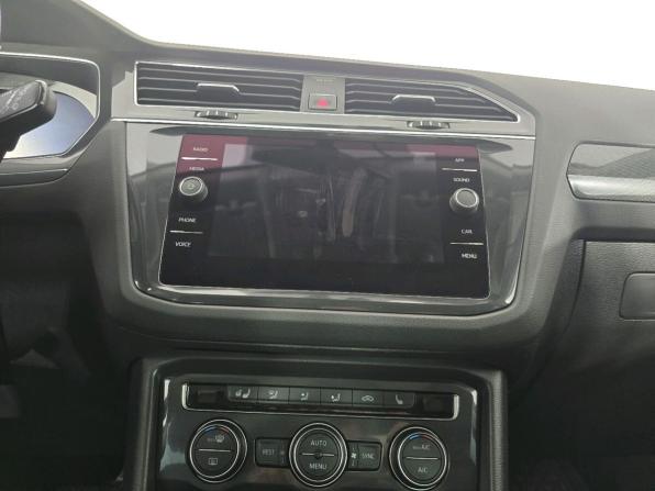 Volkswagen Tiguan II с пробегом 2017 года, цена 2 630 000 рублей, 72055 км, внедорожник, Автокод Объявления