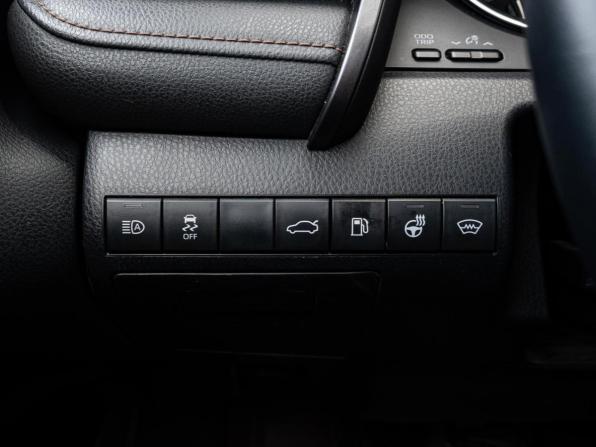 Toyota Camry VIII (XV70) с пробегом 2018 года, цена 2 760 000 рублей, 176807 км, седан, Автокод Объявления