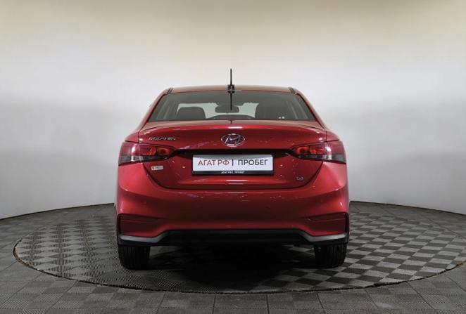 Hyundai Solaris II с пробегом 2018 года, цена 1 350 000 рублей, 79517 км, седан, Автокод Объявления