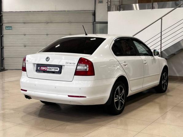 Skoda Octavia II (A5) Рестайлинг с пробегом 2012 года, цена 829 900 рублей, 178000 км, лифтбек, Автокод Объявления